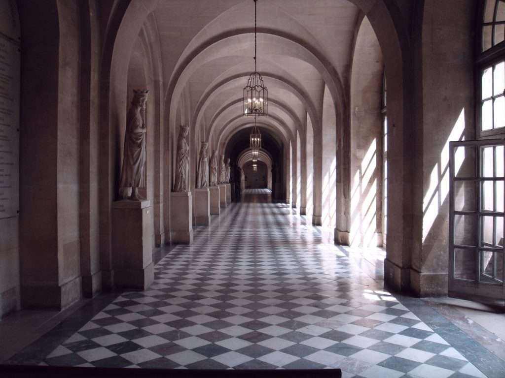 cc0 marble hallway checkered